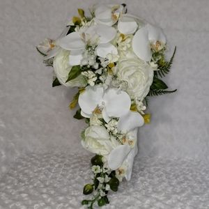 CASCADING ORCHID BRIDAL BOUQUET💏 BOUTONNIERE